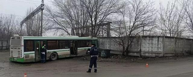 13 человек пострадали в ДТП с автобусом в Каменске-Шахтинском