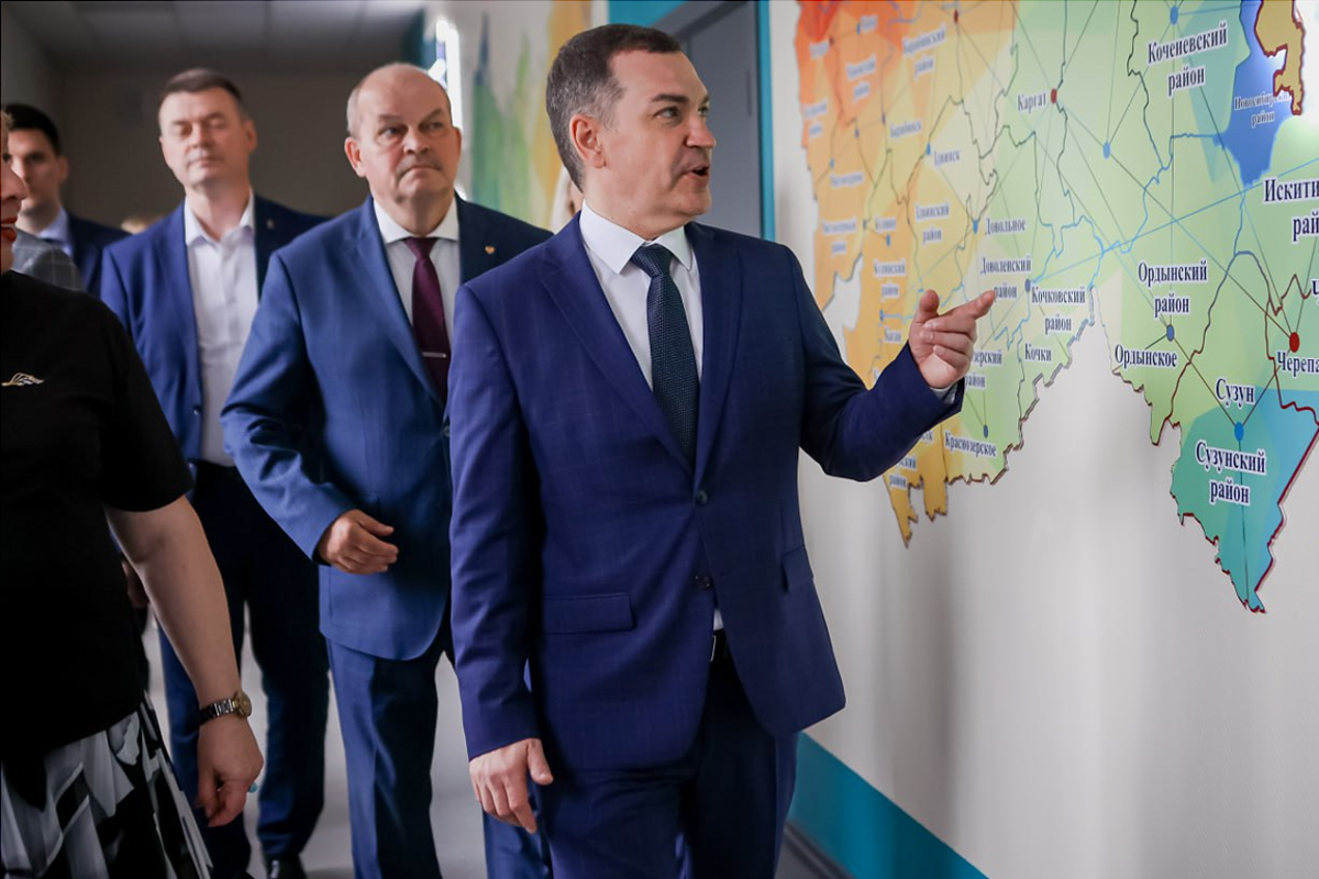 В Новосибирске завершился капремонт одной из старейших школ города — гимназии №13