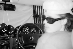 Круз Бекхэм лишен водительских прав после очередного штрафа за превышение скорости