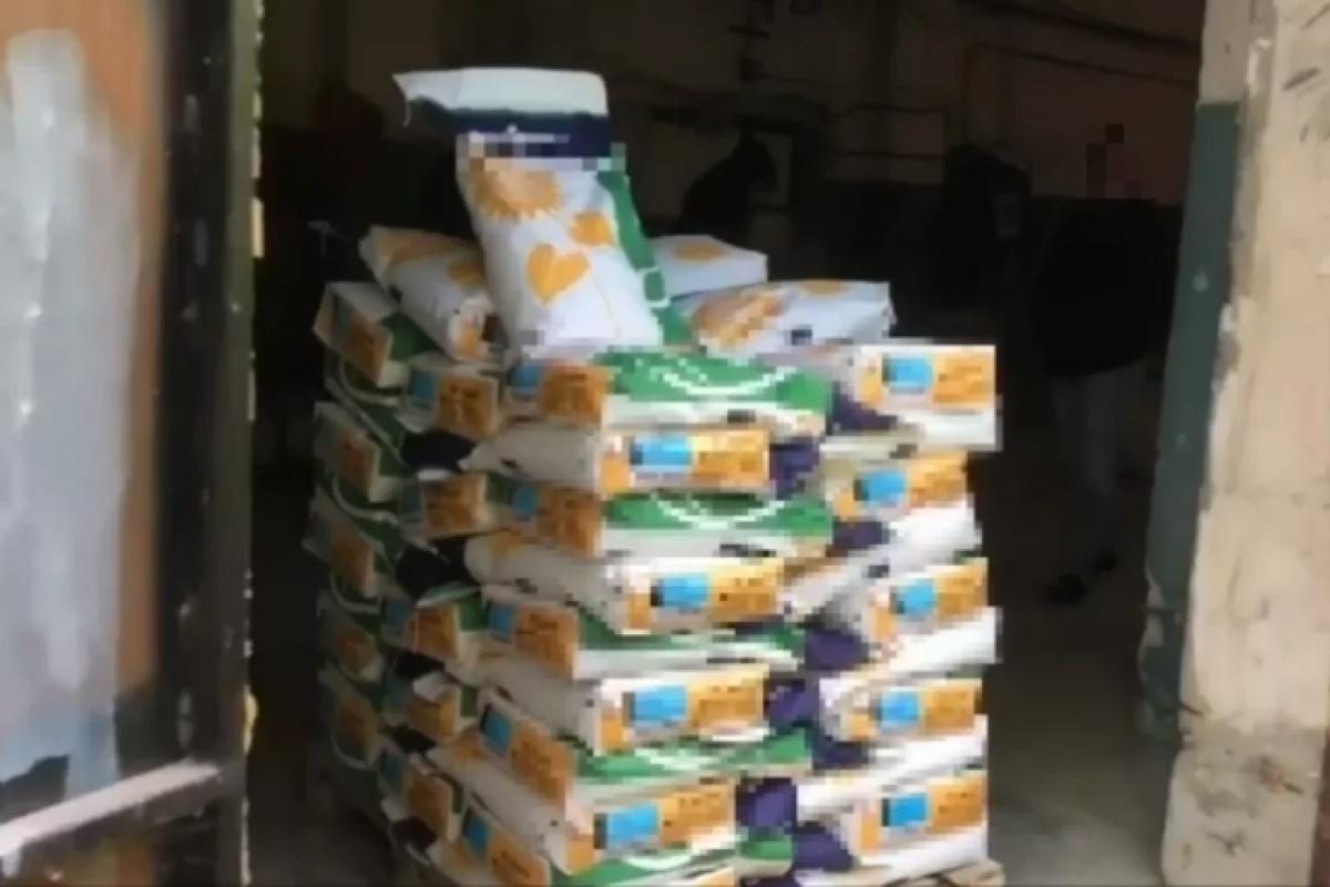 В Ставрополе изъявили 72 мешка контрафактных семечек