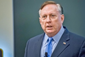 Макгрегор заявил, что передача Израилю MOAB усугубит ситуацию на Ближнем Востоке