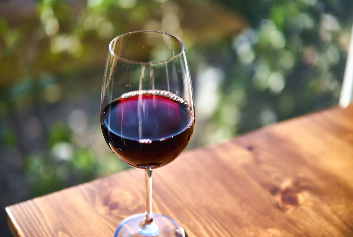 15 российских виноделен исключены из Международного винного конкурса из-за санкций США