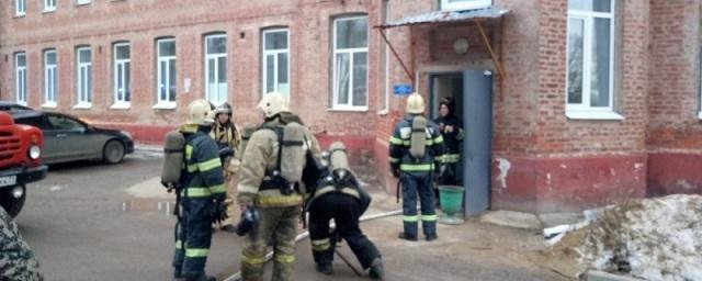 В Петелино 54 спасателя тушили корпус психиатрической больницы