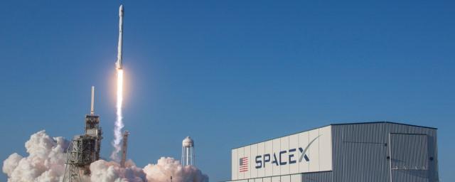 SpaceX выведет на орбиту два казахстанских спутника