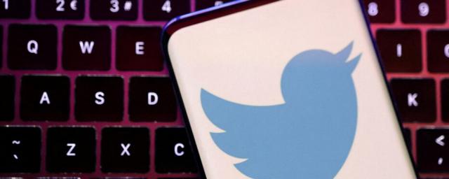 Кибербуллинг: три жертвы просят суд осудить Twitter
