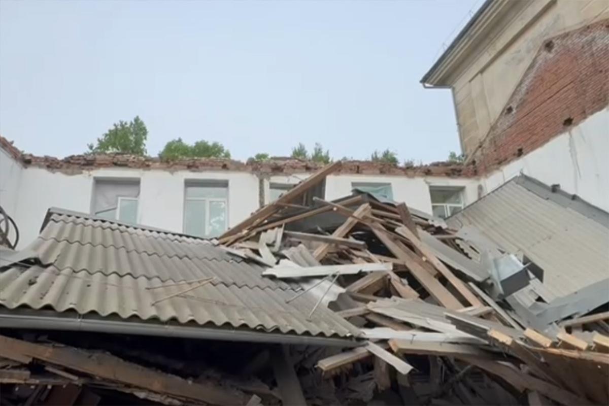 ЧП случилось в одной из школ приморского Артема, глава города работает на месте