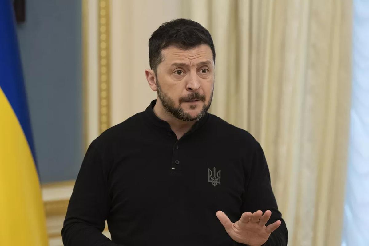 Покинувший Украину депутат Дмитрук потребовал ареста Зеленского во время его визита в США