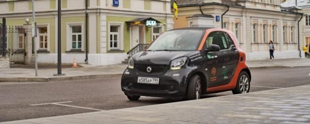 В Екатеринбурге появится сервис по поминутной аренде мини-мерседесов