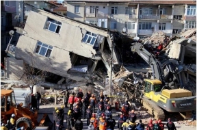 Число погибших при землетрясениях в Турции превысило 20 тысяч человек