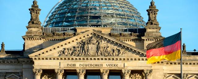 Der Spiegel: депутаты Бундестага вынуждены ходить в пуховиках и свитерах из-за экономии энергии
