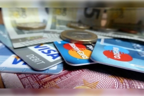 Россияне недовольны навязанными страховыми полисами по кредитным картам