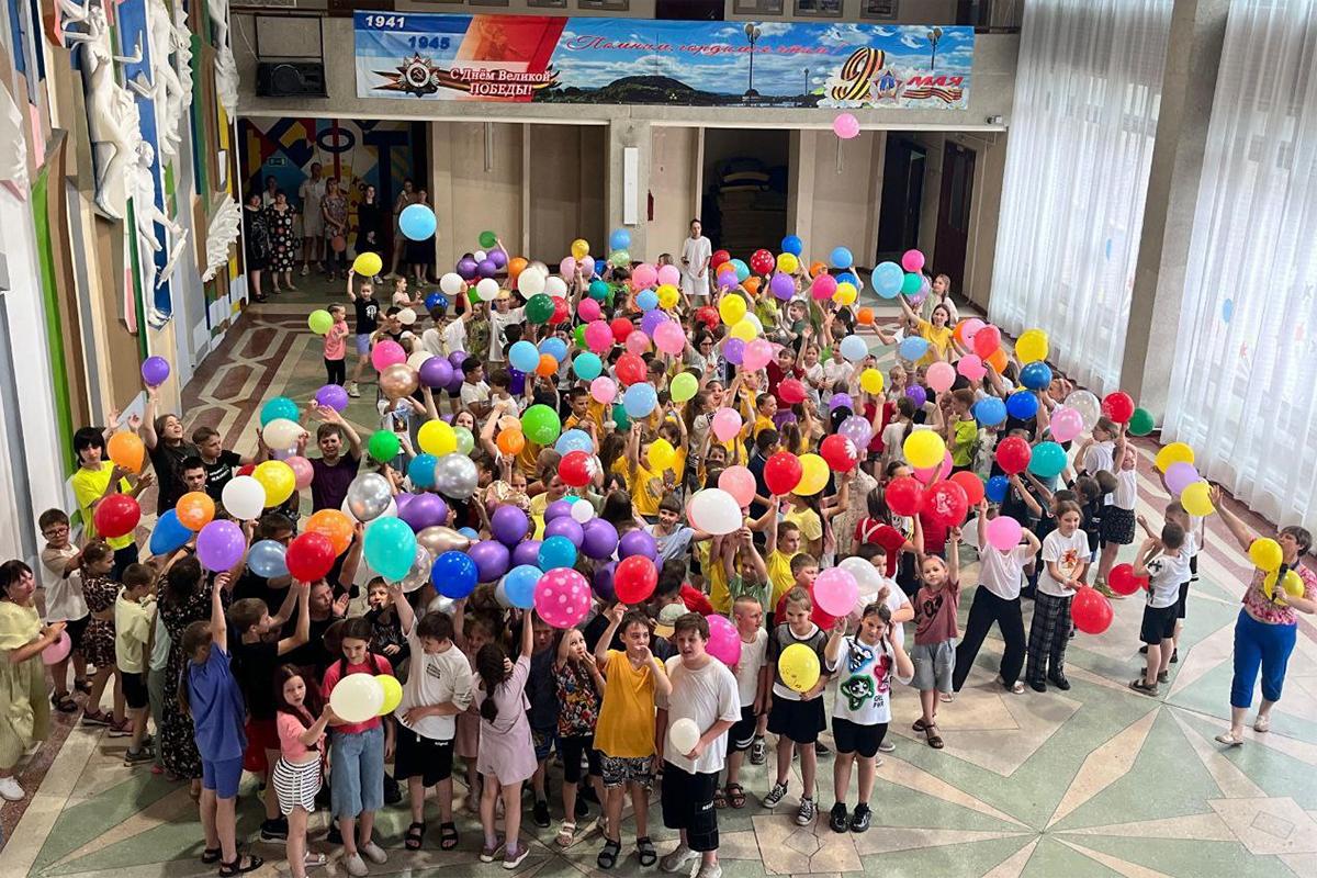 Мэрия Биробиджана подвела итоги второго месяца летней оздоровительной кампании