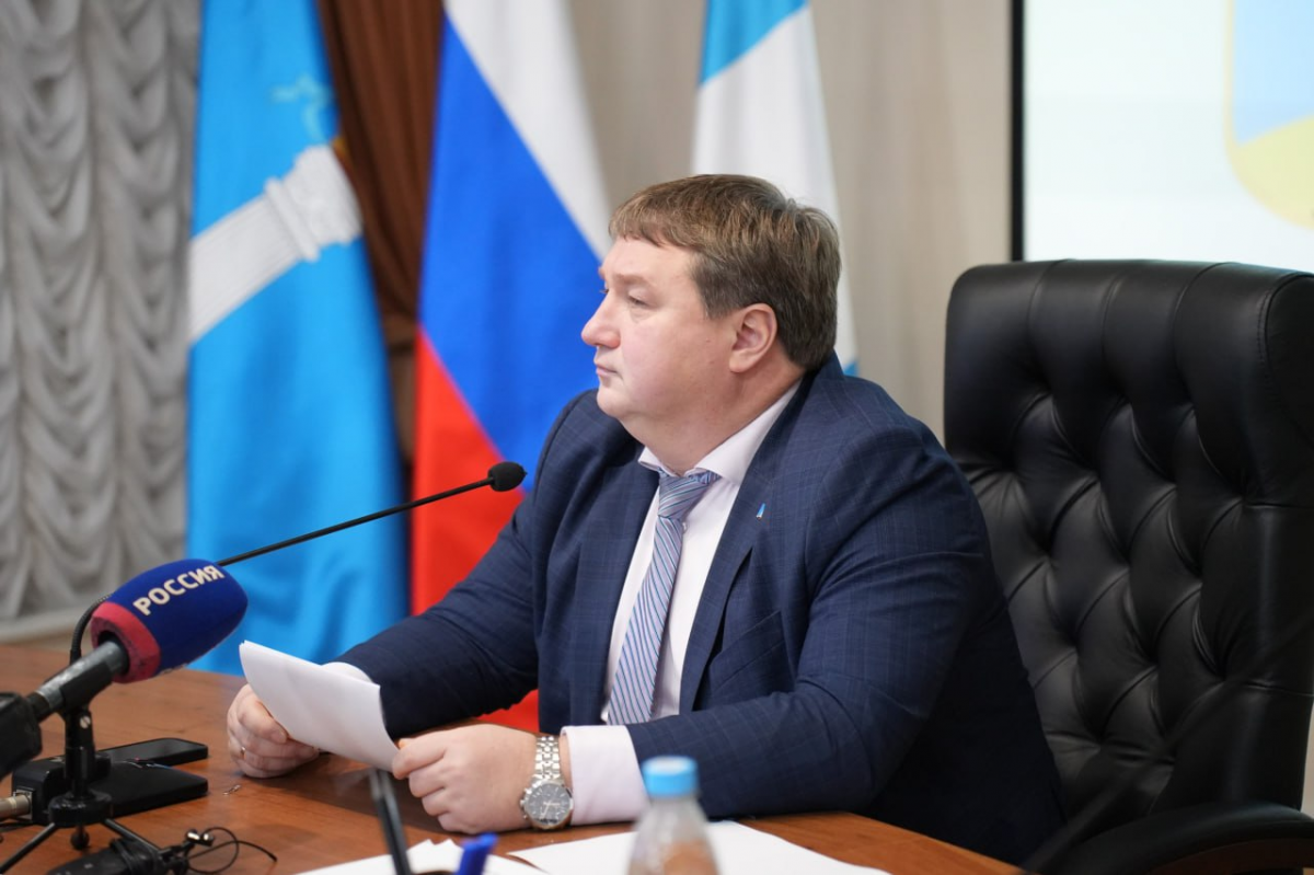 Новогоднее оформление, 94 катка и дорожный ремонт: глава Ульяновска Александр Болдакин провел традиционный штаб по развитию областного центра