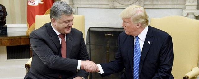 СМИ узнали, почему Трамп не встретился с Порошенко в Давосе