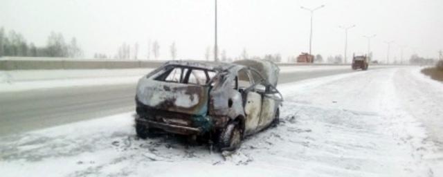 В Тюмени в сгоревшем автомобиле обнаружили мужское тело