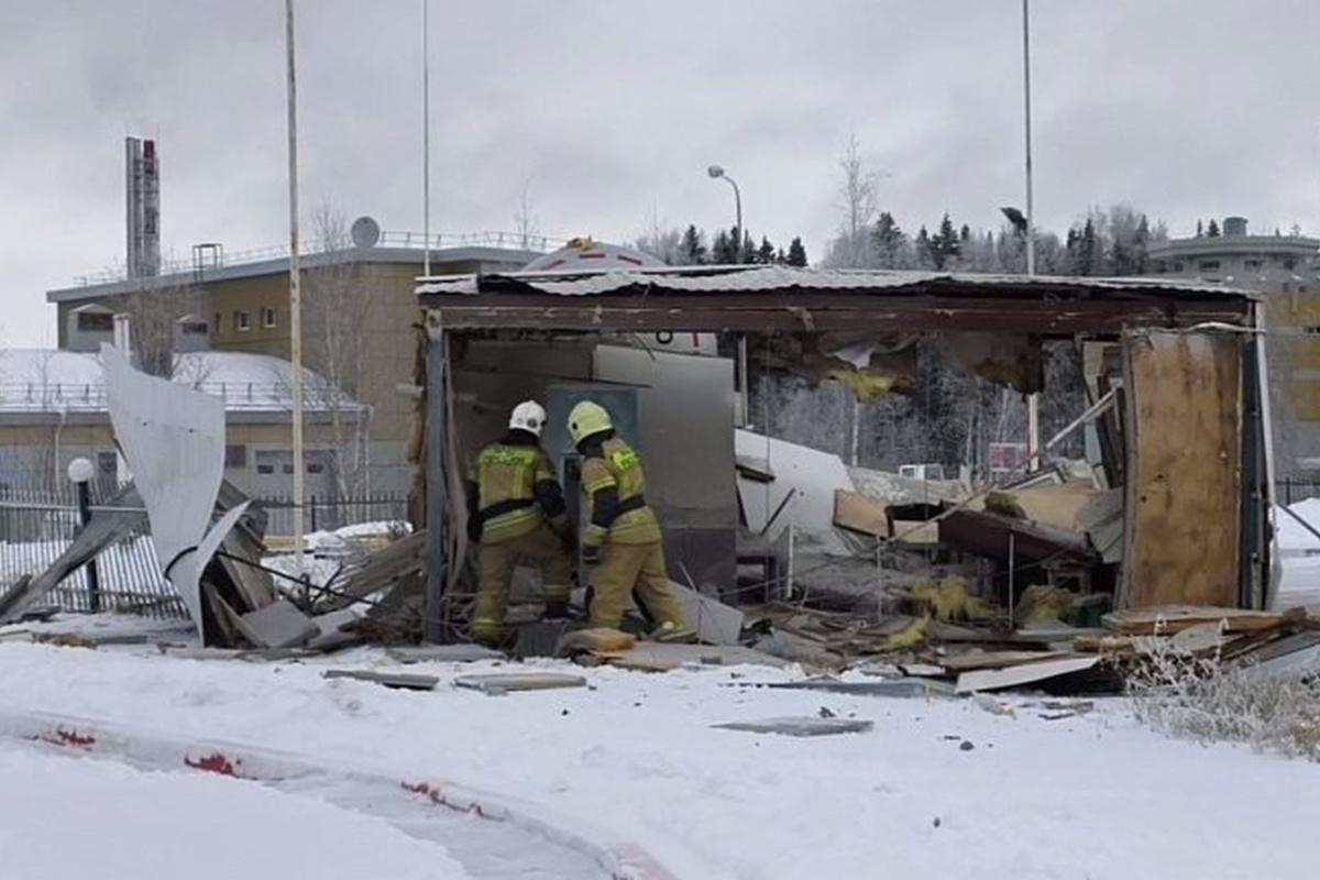 В ХМАО на газозаправочной станции произошел взрыв