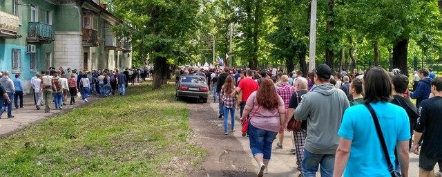 В Самаре около двух тысяч сторонников Навального провели шествие