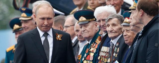 Путин поручил перенести подготовку к проведению парада Победы в Москве