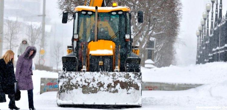 Во Владивостоке чиновников наказали за транспортный коллапс в снегопад