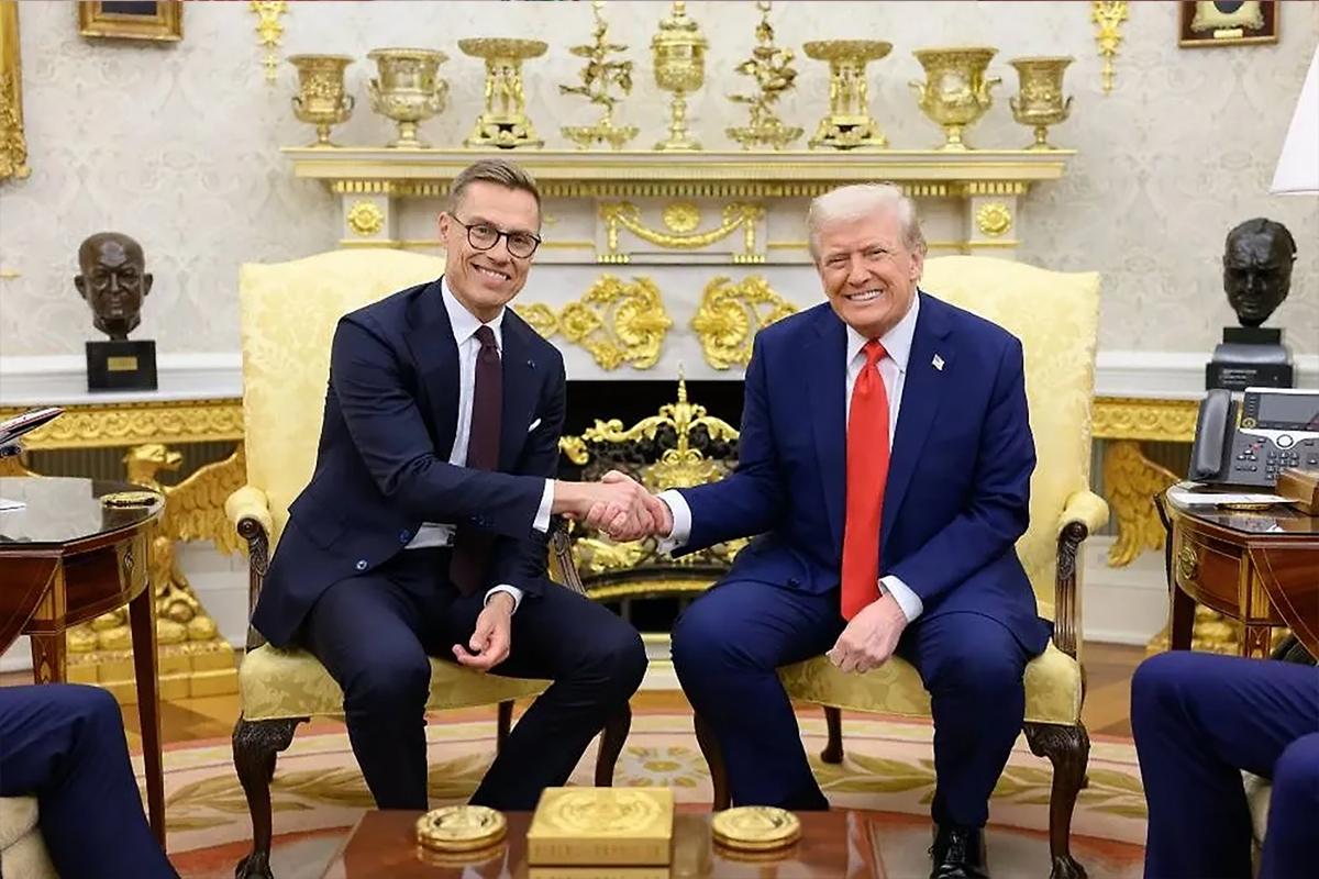 Трамп сообщил, что США купят ледоколы у Финляндии