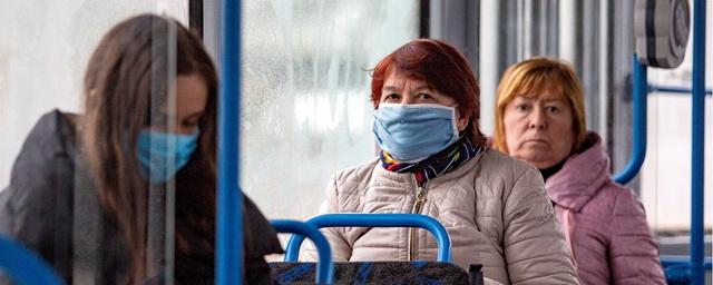 В Омской области вводят запрет на перевозку пассажиров без масок