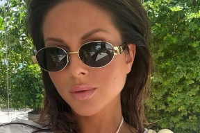 Нюша отметила 35-летие честным селфи без макияжа и призналась в любви к жизни