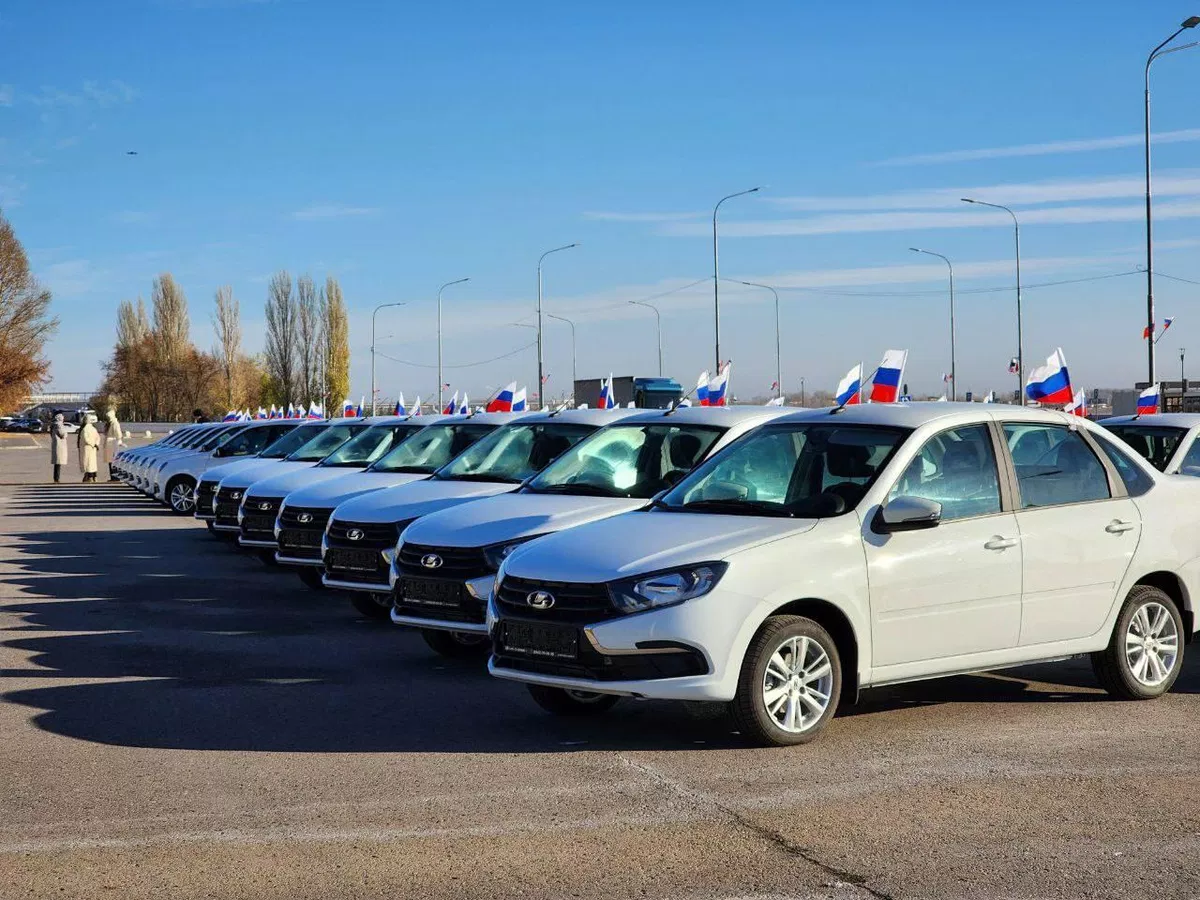 «Авито»: Lada Granta, Haval Jolion и Tenet T7 возглавили летний рейтинг новых автомобилей