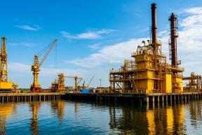 «Драматический момент»: ОАЭ выходят из ОПЕК, обрушивая нефтяной картель