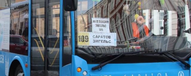 В Саратове и Энгельсе троллейбусы №109 остановили движение из-за обрыва проводов
