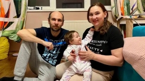 В Краснодаре женщина родила второго ребенка в 51 год, а через неделю стала бабушкой