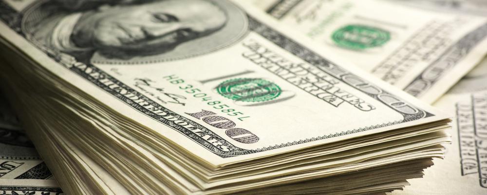 Экономист Рубини заявил о возможном закате доллара как резервной валюты в течение 10 лет