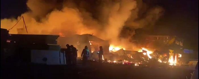 В ГУ МЧС сообщили о локализации мощного пожара на складе в Одинцове 