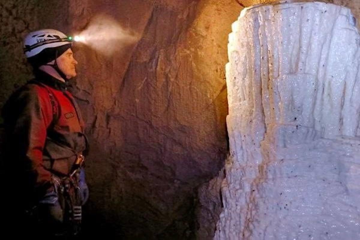 Группа спелеологов приступила к исследованию ранее неизученной пещеры в нацпарке «Башкирия»