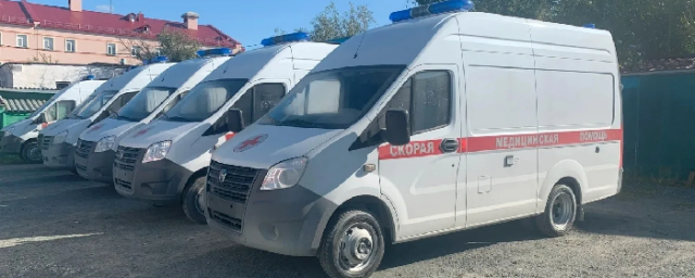 В медцентры Ямала поступили новые автомобили скорой помощи