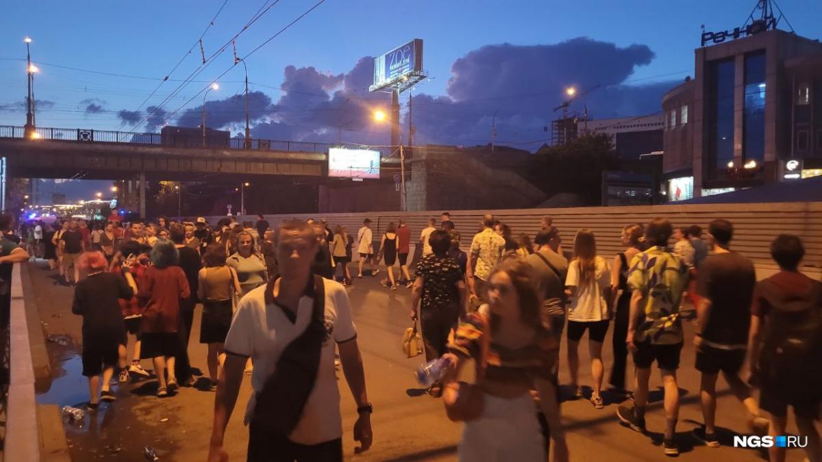 Мэрия Новосибирска обвинила ГИБДД в транспортном коллапсе на День города