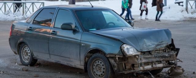 В центре Перми образовалась пробка из-за ДТП с автобусом