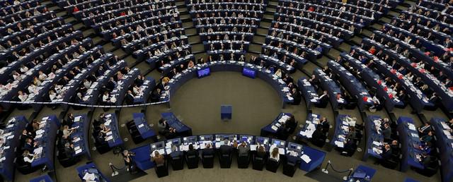 Европарламент одобрил упрощение визового режима с Украиной