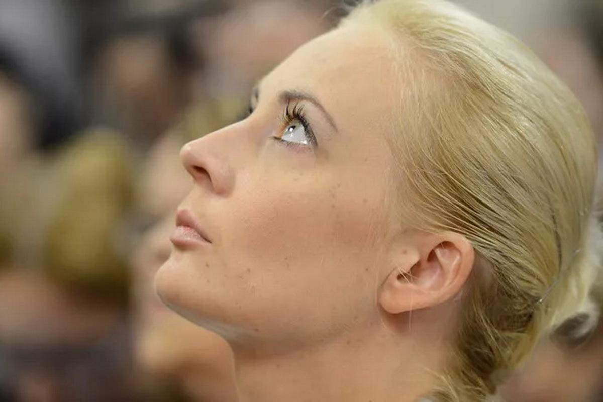 «Списанный материал». Скандалы, алкоголь и разочарование. Как живет «Йоланда» Навальная после смерти мужа