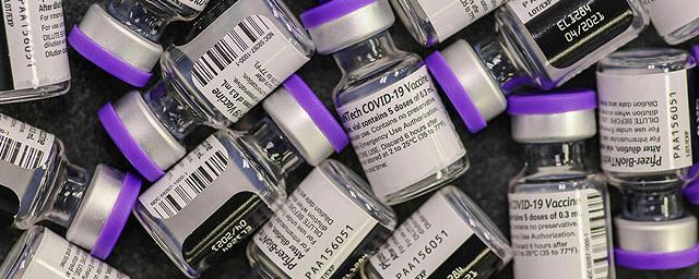 Летом власти США продолжат передавать странам излишки вакцин от коронавируса