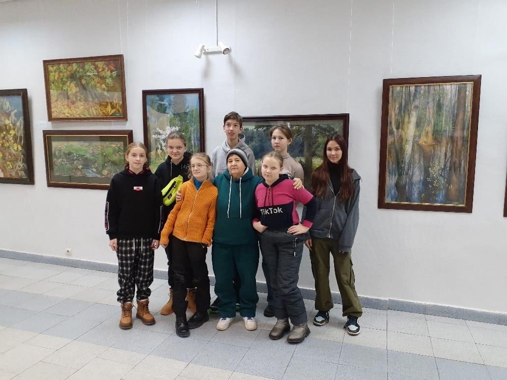 В Электрогорске ученики школы искусств посетили выставку «Сказки русского леса»