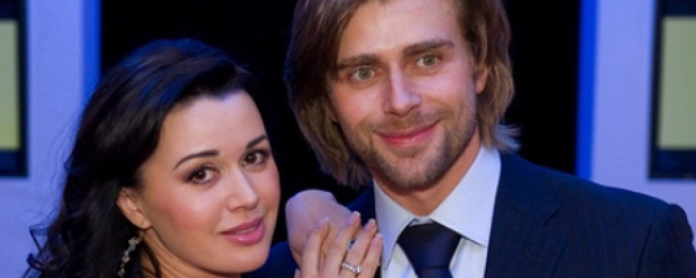 12-ю годовщину венчания отмечают Анастасия Заворотнюк и Петр Чернышев