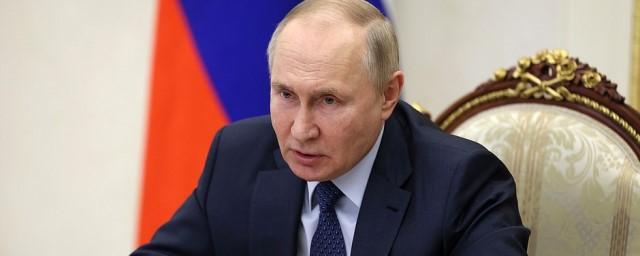 Путин анонсировал назначение медикам первичного звена и скорых дополнительных выплат с января