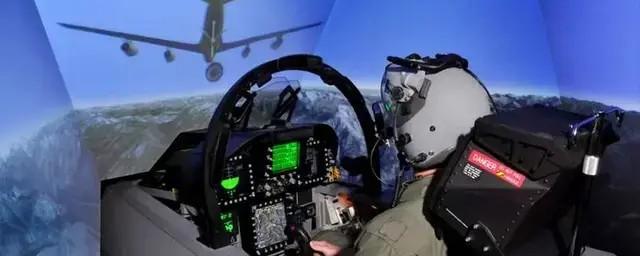 NBC: два украинских пилота прибыли в США для оценки навыков управления боевыми самолётами