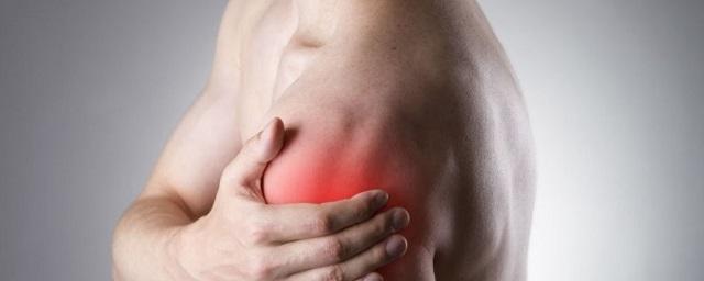 Ученые: Боль в плече может говорить о наличии серьезных заболеваний