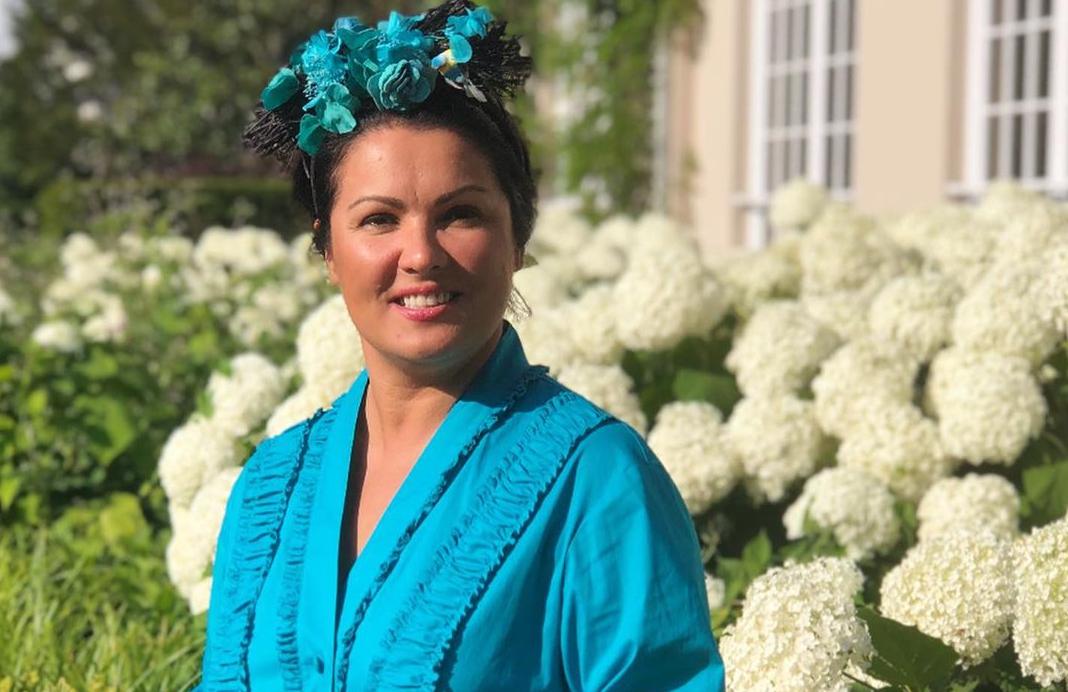 Отреклась от России и развелась с мужем. Как живет за границей похорошевшая Анна Нетребко