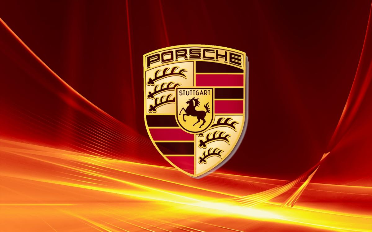 Компания Porsche начала продавать мед собственного производства