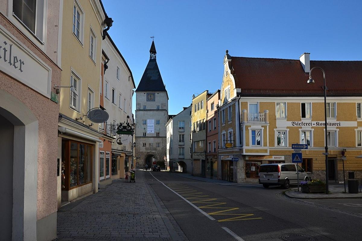 В Австрии на родине Гитлера переименовали названные в честь нацистов улицы