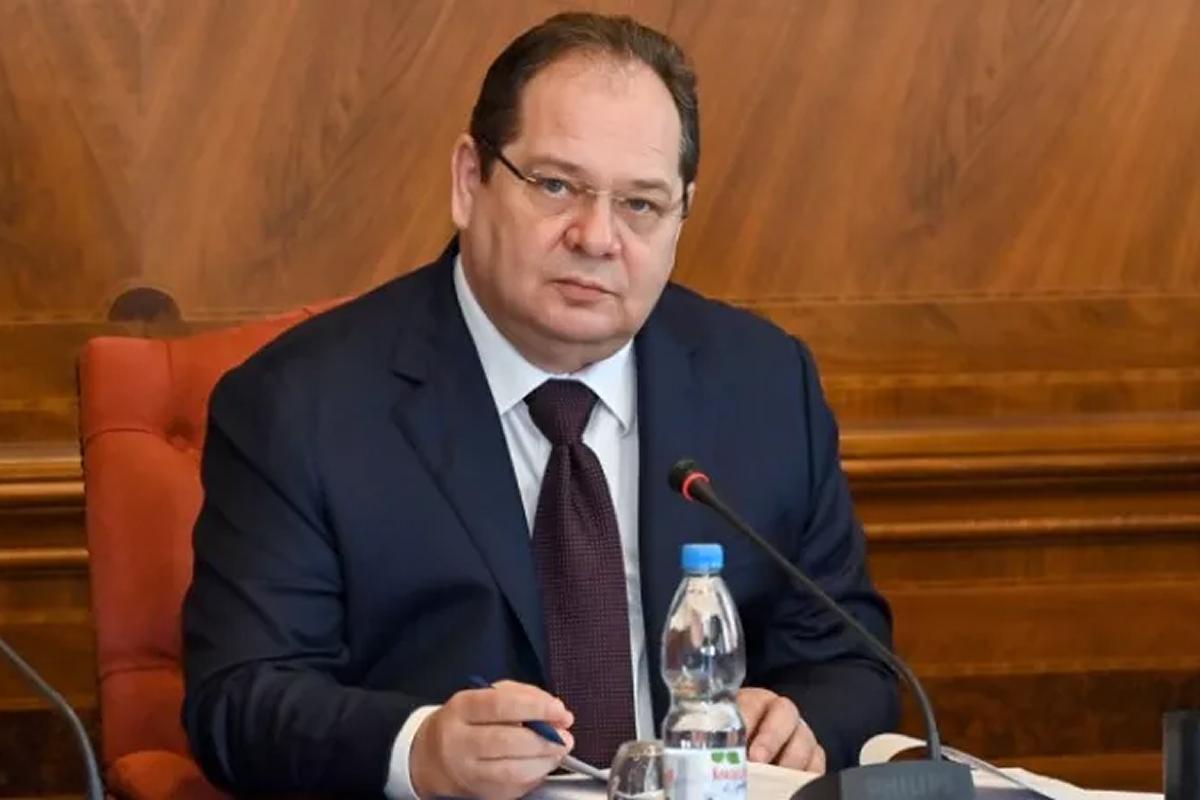 «Праздник должен быть масштабным!»: Гольдштейн недоволен планом мероприятий ко Дню Коми