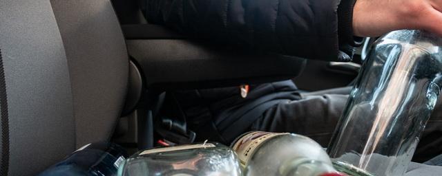 В Туве нетрезвый водитель пытался дать 100 тысяч рублей полицейскому в качестве взятки