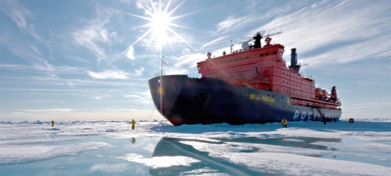 Ледокол «50 лет Победы» вышел в первый в 2017 году круиз в Арктику